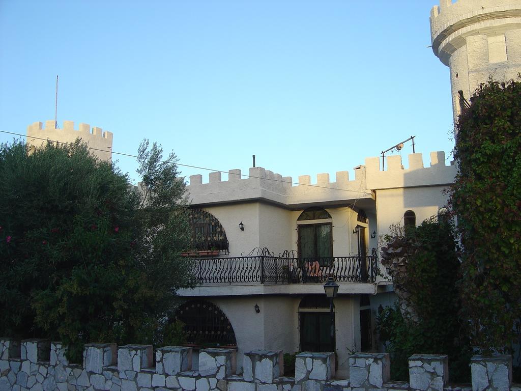 Castle By The Sea Βίλα Αρτέμιδα Εξωτερικό φωτογραφία